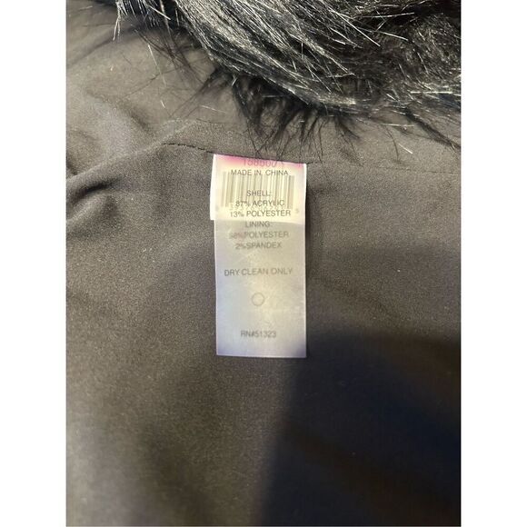 CHAUS New York Black lined Faux Fur Vest Size Small Open Front - Picture 5 of 7